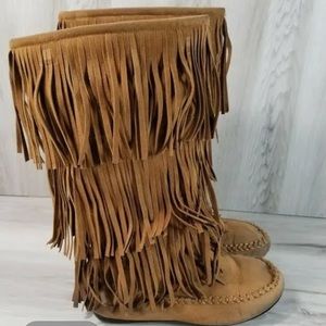 ShoeShow Fringed Moccasin Boots Womens Size 7.5 Elk River Brown